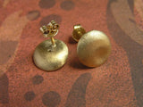 14k gold round puffy earrings